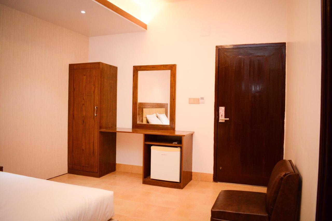 The Alina Hotel & Suites Chittagong Eksteriør bilde